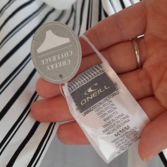 O'NEILL Highway Stripe One Piece M NWT - Picture 6 of 6